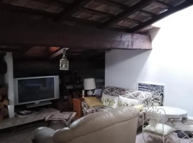 Dimora Giosafatti Bed & Breakfast